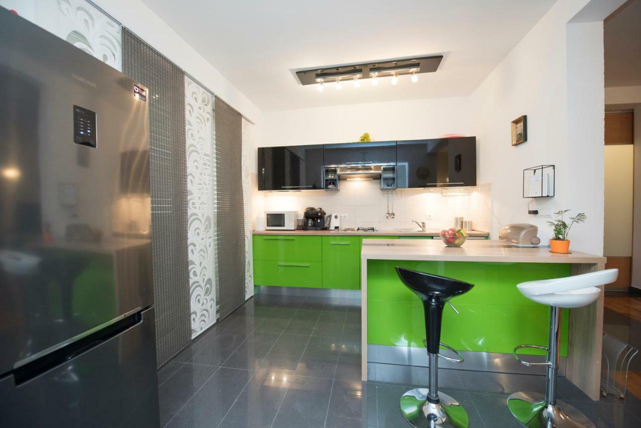 Holiday Home Elijah Creek สปลิท ภายนอก รูปภาพ