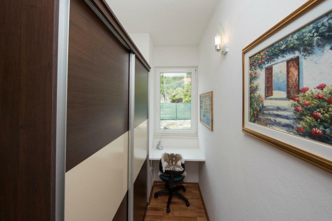 Holiday Home Elijah Creek สปลิท ภายนอก รูปภาพ